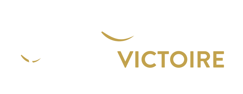 Présentation du logo ortho'victoire en blanc et orange